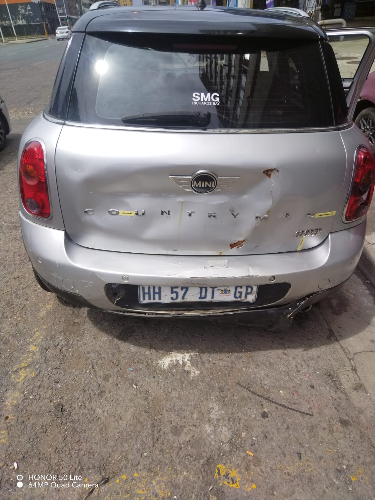 vibe customs spray painting (1) vibe customs spray painting (1)