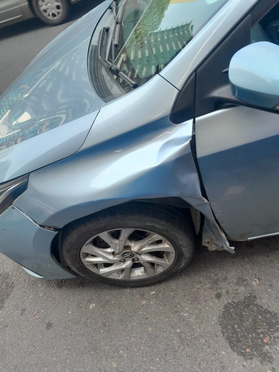 vibe customs spray painting (4) vibe customs spray painting (4)